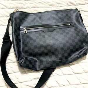 Louis Vuitton Damier Graphite Mick